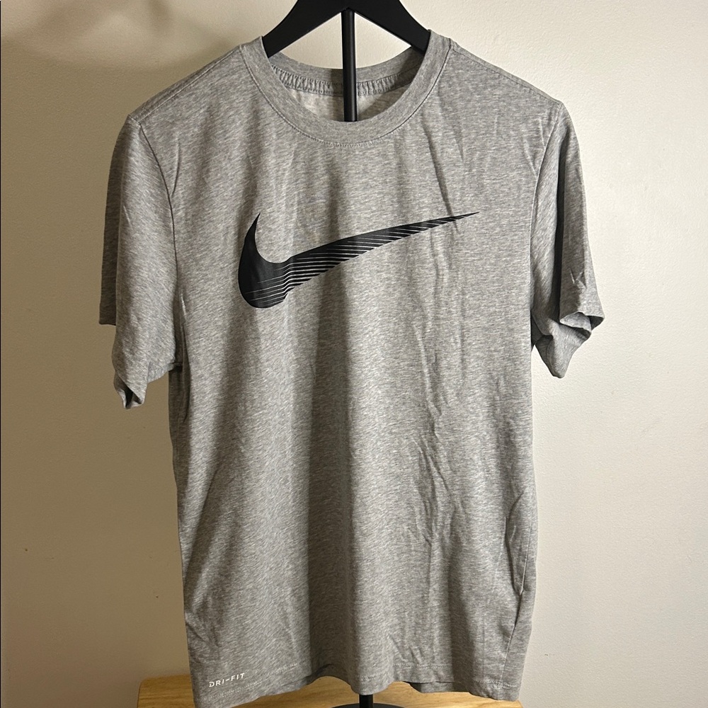 Nike Men's Heather Gray Dri-FIT Tee